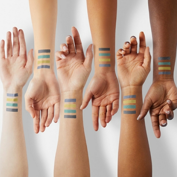 COVERGIRL So Saturated Quad Palette, Eclipse, 0.06 Ounce, 4 Shades - Picture 5 of 5